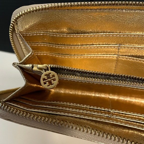 💥LowStart💥Tory Burch wallet💥💥 - Picture 4 of 8